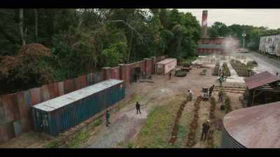 [birds singing] - The Walking Dead: Dead City