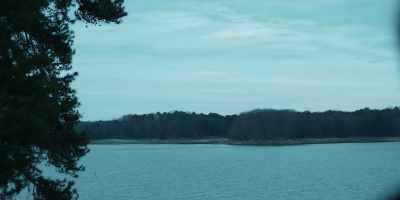 -[birds twittering]
-[water laps softly] - Ozark