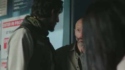 Bishop and Hank.
Looking for you. - Mayans M.C.