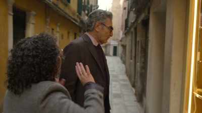 "Bisse" is a typical cookie from the city. - The Reluctant Traveler with Eugene Levy