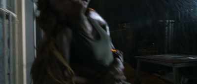 - Bitch keep quiet.
- [screaming intensifies] Mama! - Alleyway