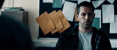 Black sheep, idiot brother.
You know, your type. - Avengement