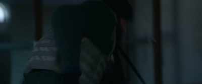 -[blade clicks]
-[Ray groans] - Sweet Girl