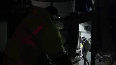 BLAKE FULLER: So the--
the number-one thing - Pike's Peak: On The Edge