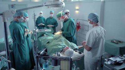 Blood pressure 80 over 40. - Call the Midwife
