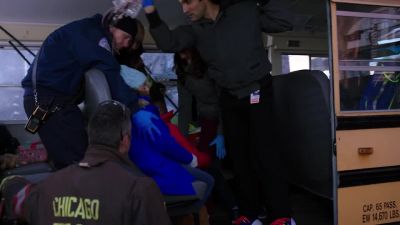 - Blood's in.
Stay with me, okay? - Chicago Med