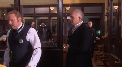 - Bloody hell!
- Ah, gentlemen, - Murdoch Mysteries