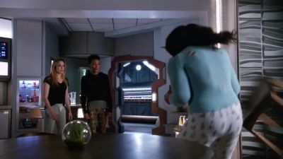 - Bloody hell! - DC's Legends of Tomorrow