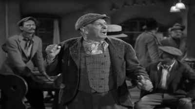 Bloomin' bull's-eye. - The Invisible Man's Revenge