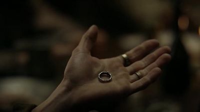 Blow on it, will ye, darlin'? - Outlander