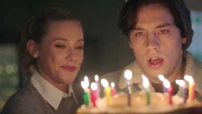 (BLOWS) - Riverdale