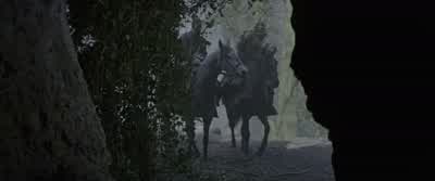 Blue! Blue! - Blue! - Hello! You took your time getting here. - King Arthur: Legend of the Sword