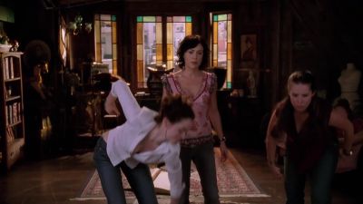 Blue moon? - Charmed