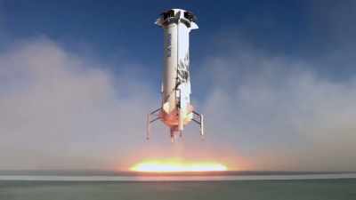Blue Origin og Virgin Galactic
har også udviklet genbrugssystemer. - Space Titans: Musk, Bezos, Branson