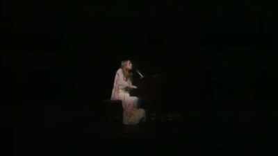 ♪ Blue... - Women Who Rock