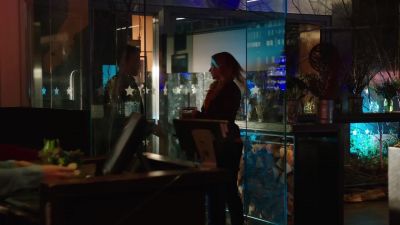 (blues music playing) - Blue Bloods