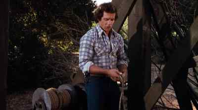 -Bo, you alright?
-I'm fine. - The Dukes of Hazzard