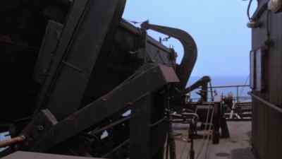 (boats creaking) - Death Ship