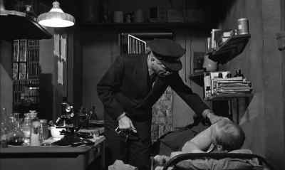 Bob, come on, wake up. - Birdman of Alcatraz
