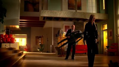 Bob here's not getting any lighter. - CSI: Miami