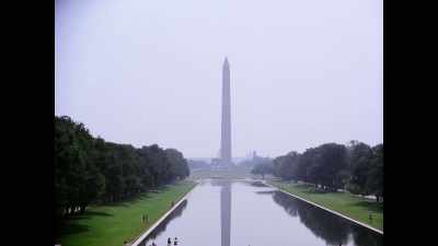 Bob and I went down
to Washington, D.C. - The Andy Warhol Diaries