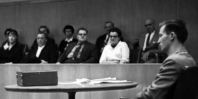 Bob:
She was not convinced
that Chester did it. - The Murders at Starved Rock