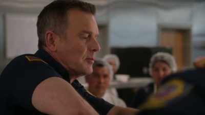 BOBBY:
Clear on this side, too.
Hen, let us know - 9-1-1