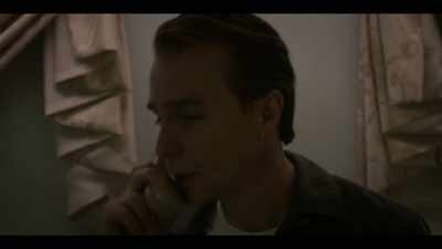 - Bobby, did you have a nice dinner?
- Yeah, I'm not calling too late, am I? - Fosse/Verdon