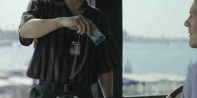 - [Bobby] Hey.
- [Angel] Epa. - Dexter: Original Sin