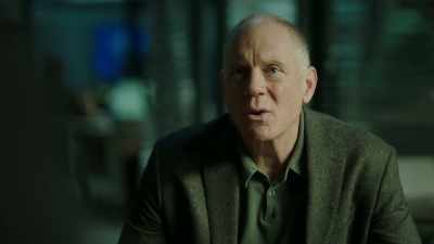 Bobby, I know drugs
and I know informants, - Stumptown