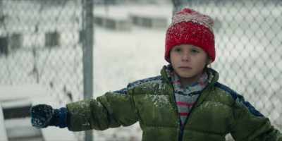 -Bobby.
-Okay, Bobby, I'm gonna come in, - The Hot Zone