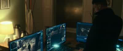 Bobby, radio check. - The Purge: Election Year