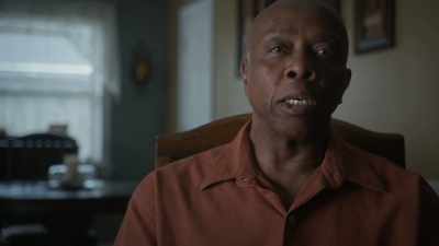 [Bobby]
We go to the sheriff office, - Confronting a Serial Killer