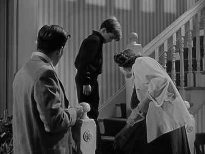 Bobby Your shoes are soaking - The Day the Earth Stood Still