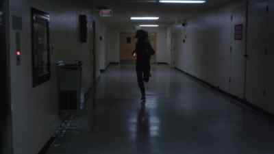 - [body thudding]
- [Elizabeth groans] - Time Walker
