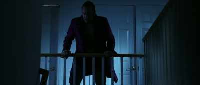 (body thuds)
(high pitched ringing) - Lost Angelas