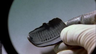 Bomber fastened the cap
to the pipe, - CSI: Crime Scene Investigation