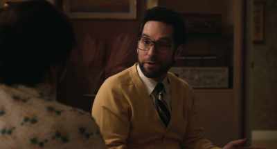 Bon, te estoy pidiendo
que salgas de casa conmigo. - The Shrink Next Door