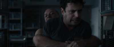 (BONES CRACKLING,
PIERCE GROANING) - Glass