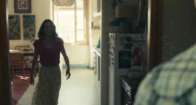 -Bonjour. -Bonjour.
-BILL: This is Allison. - Stillwater