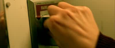 - Bonjour, monsieur. - Amélie