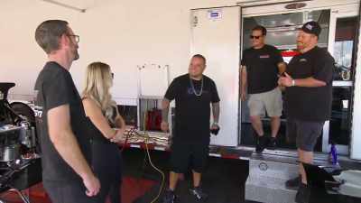 Bonnie is back. She's
repaired. She's in one piece. - Street Outlaws No Prep Kings Team Attack