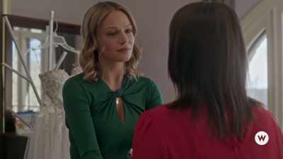 Bonnie, it's okay. - My Grown-Up Christmas List