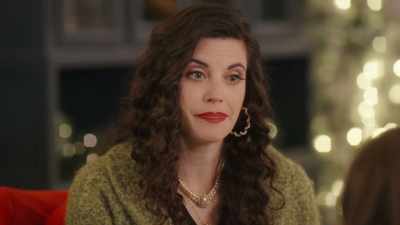 (Bonnie's throat clears)
(shaky breath) - The Secret Gift of Christmas