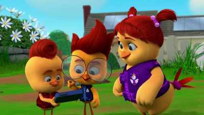 Boo, run around and push this button - The Chicken Squad