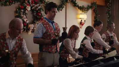 -Boo. Sounds like garbage.
-[singing resumes] - Home Sweet Home Alone