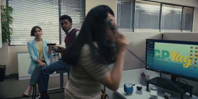 - Book it, Mercedes!
- [telephone clatters] - Quiz Lady