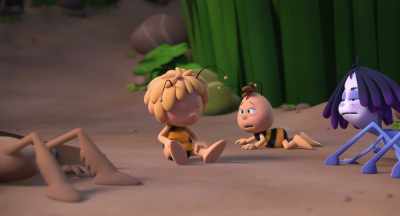 Boom, show me the love. - Maya the Bee: The Honey Games