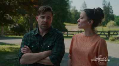 Boone, they are just going
into town for some ice cream. - Big Sky River: The Bridal Path