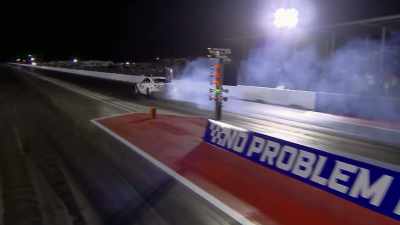 [Boosted] All right, so it's gonna
be a bye run for Justin Swanstrom. - Street Outlaws No Prep Kings Team Attack